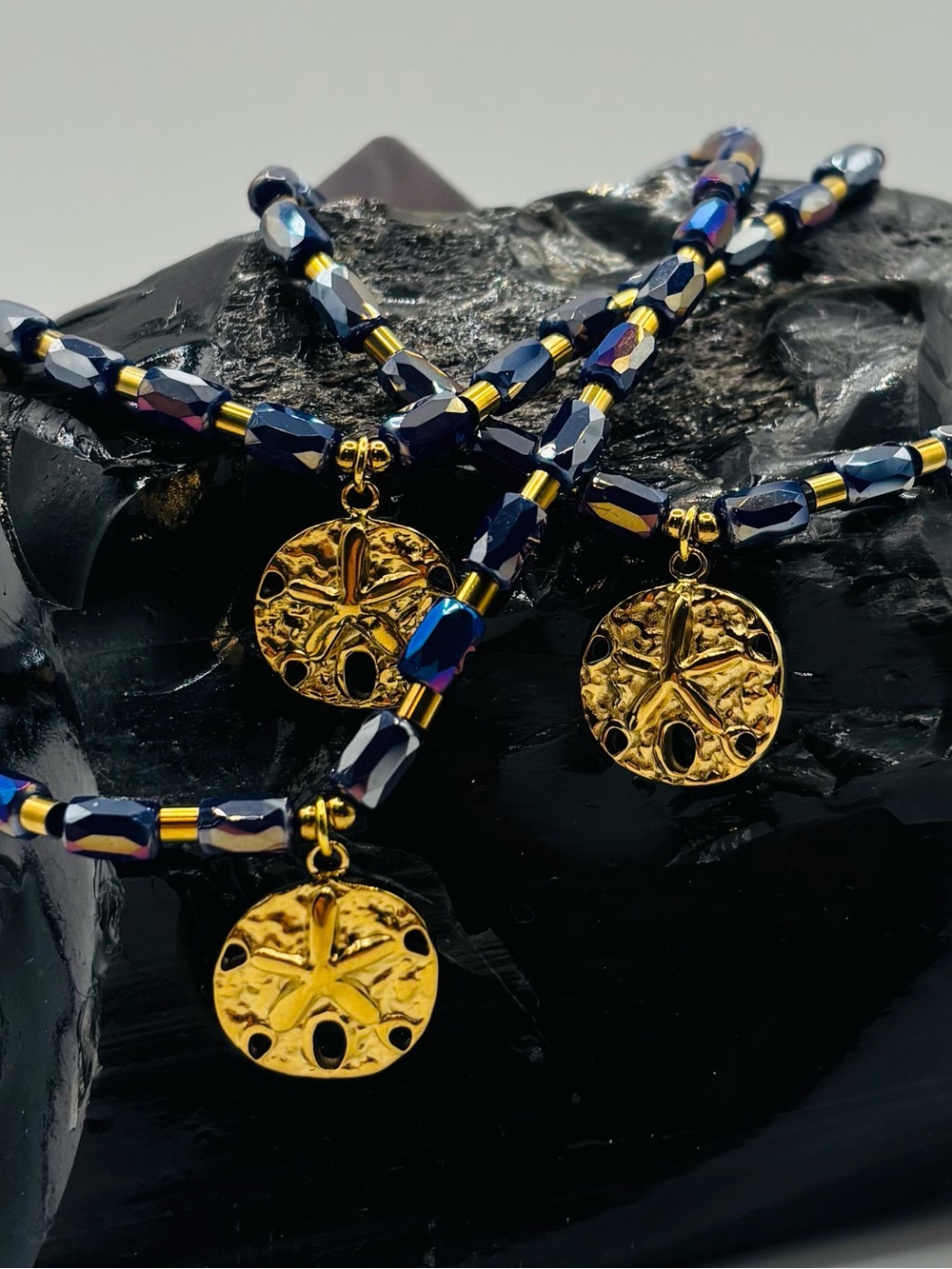 *ANKLET* S. Steel Gold Sand Dollar & AB Dark Purple Crystal Stretchy Anklet